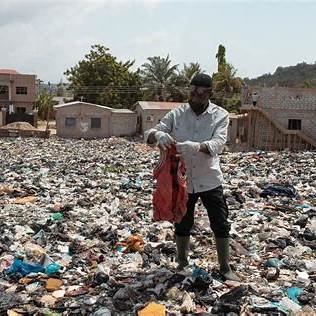 rifiuti tessili in Africa